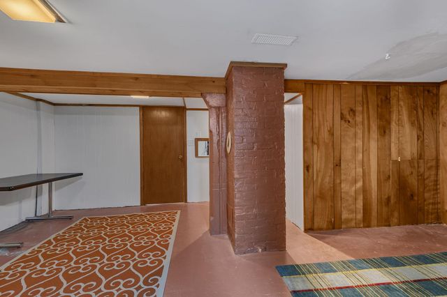 213 34th Avenue N, Saint Cloud, MN 56303