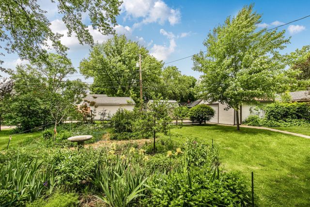 213 34th Avenue N, Saint Cloud, MN 56303
