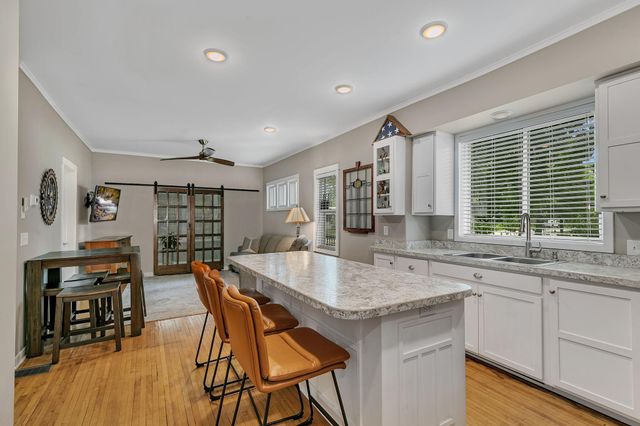 213 34th Avenue N, Saint Cloud, MN 56303