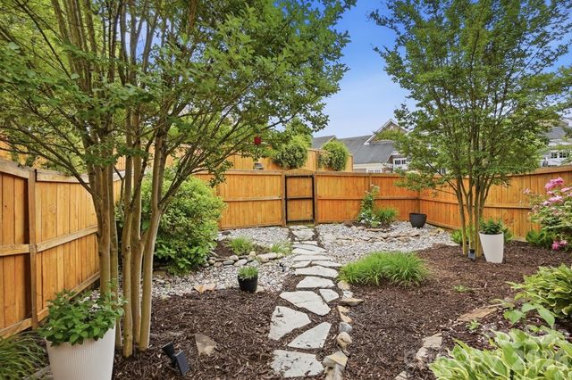 19512 Topgallant Drive, Cornelius, NC 28031
