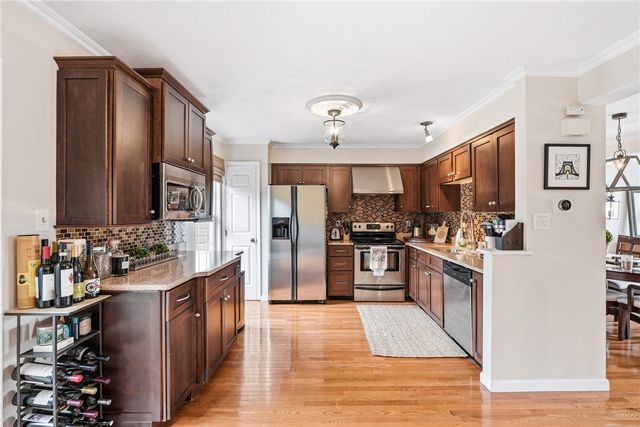 2791 Drake Ct, Hampton, PA 15044