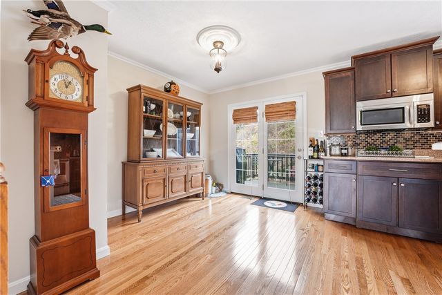 2791 Drake Ct, Hampton, PA 15044