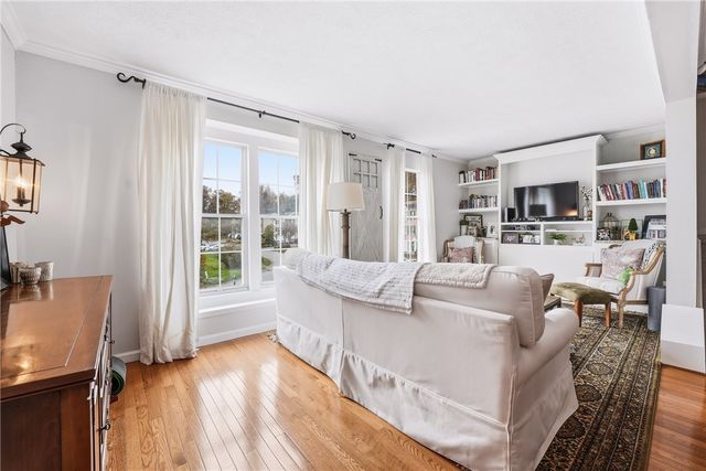 2791 Drake Ct, Hampton, PA 15044