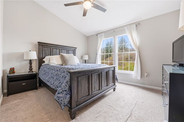 2791 Drake Ct, Hampton, PA 15044