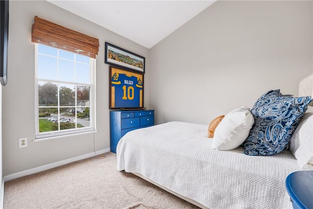 2791 Drake Ct, Hampton, PA 15044