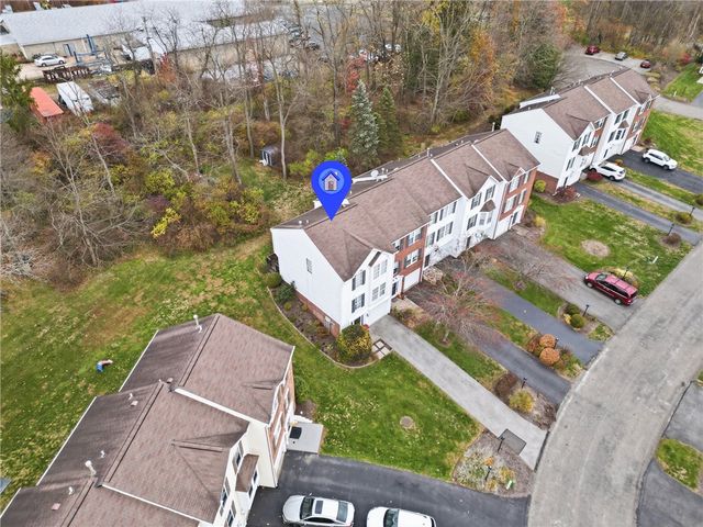 2791 Drake Ct, Hampton, PA 15044