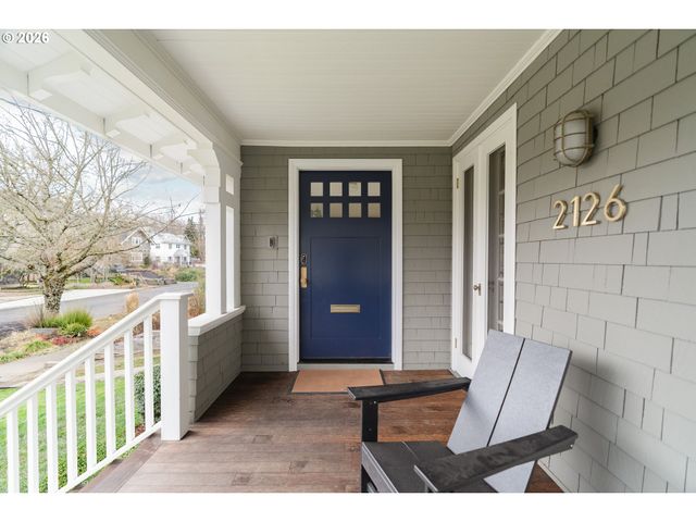 2126 Ne 17TH Ave, Portland, OR 97212