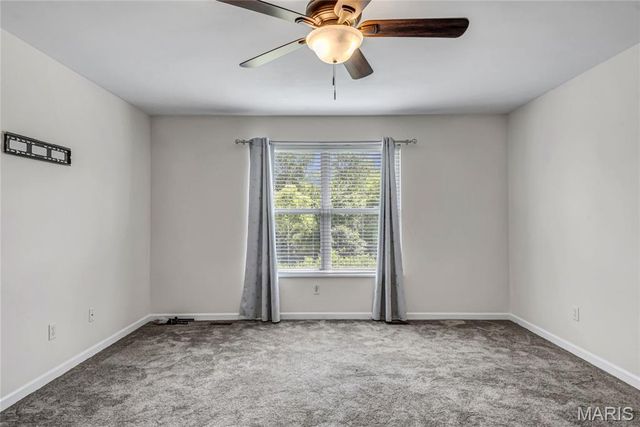 362 Stone Village Drive, Wentzville, MO 63385