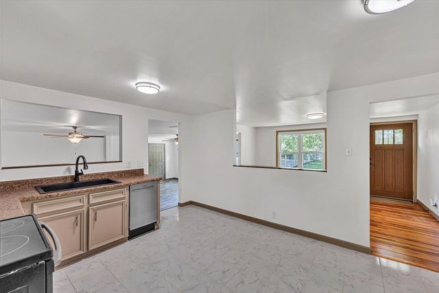 402 Harmony RD, Boones Mill, VA 24065