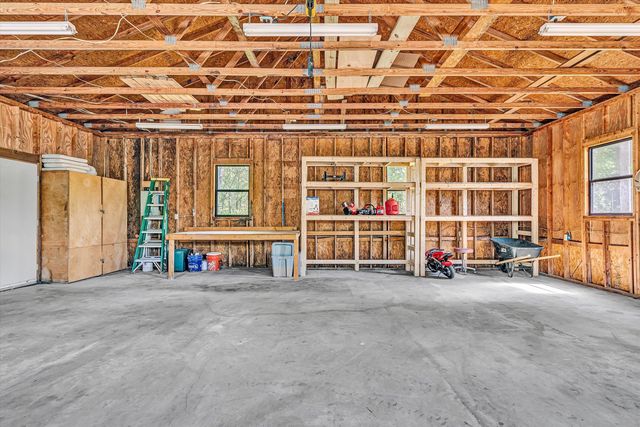 402 Harmony RD, Boones Mill, VA 24065