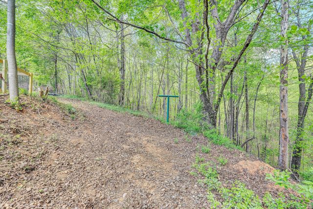 402 Harmony RD, Boones Mill, VA 24065
