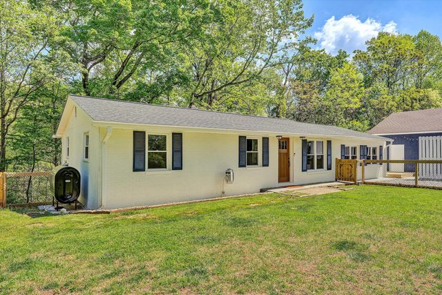 402 Harmony RD, Boones Mill, VA 24065