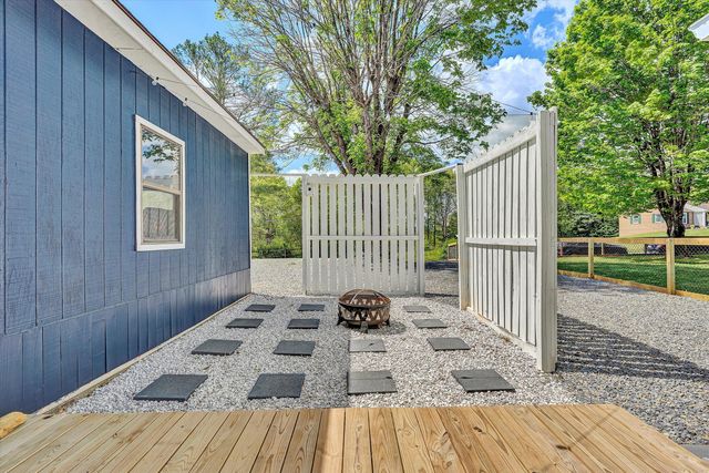 402 Harmony RD, Boones Mill, VA 24065