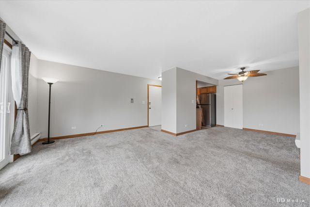 5701 129th Street 2D, Crestwood, IL 60418