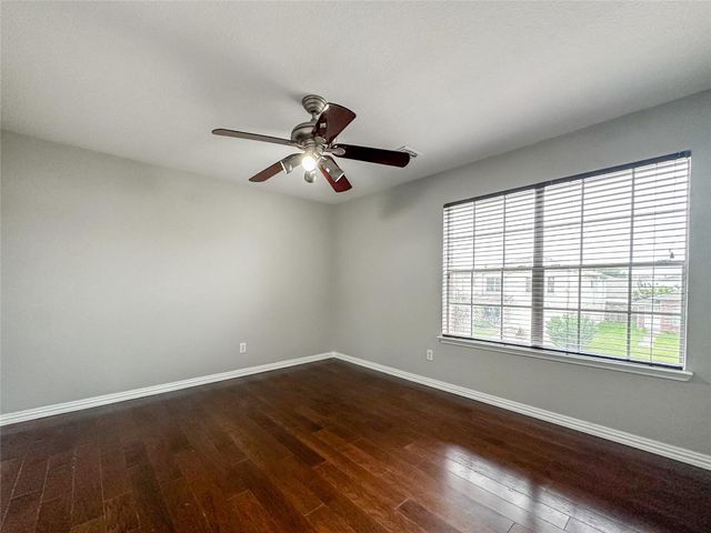 5739 Westminster Village Dr, Houston, TX 77084