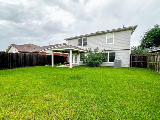 5739 Westminster Village Dr, Houston, TX 77084