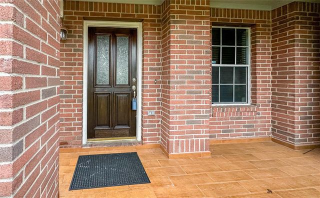 5739 Westminster Village Dr, Houston, TX 77084