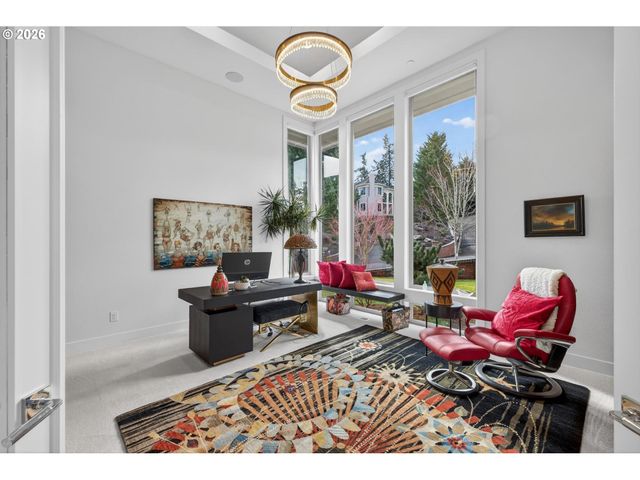 2680 LORINDA Ln, West Linn, OR 97068