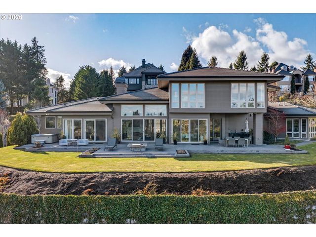 2680 LORINDA Ln, West Linn, OR 97068