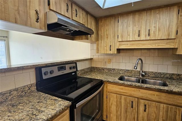 4330 TAHITIAN GARDENS CIRCLE C, Holiday, FL 34691