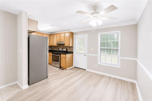 3065 Destin Circle, Snellville, GA 30078