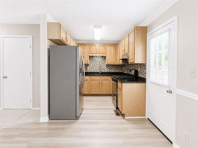 3065 Destin Circle, Snellville, GA 30078