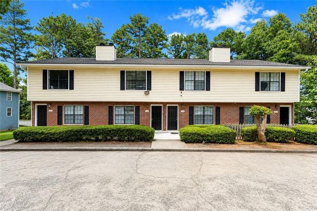 3065 Destin Circle, Snellville, GA 30078