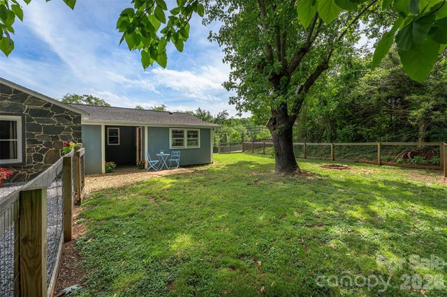 477 Emma Road, Asheville, NC 28806