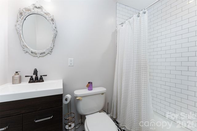 477 Emma Road, Asheville, NC 28806