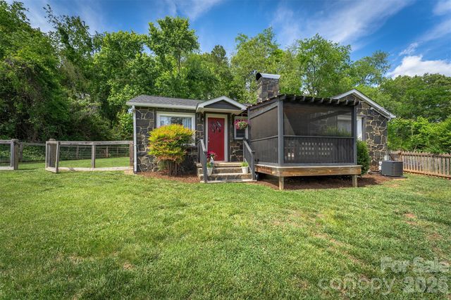 477 Emma Road, Asheville, NC 28806
