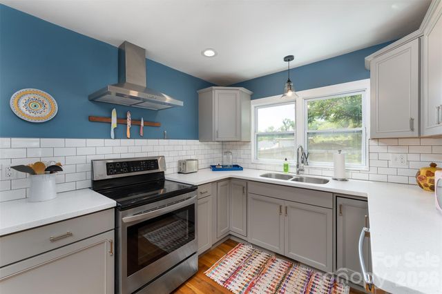 477 Emma Road, Asheville, NC 28806