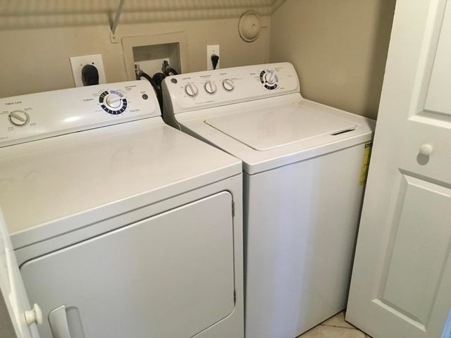 4191 N Haverhill Road 415, West Palm Beach, FL 33417