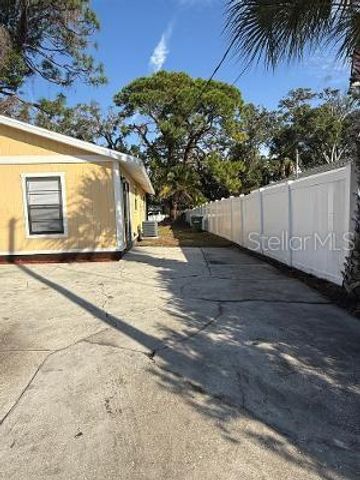 1471 18TH STREET, Sarasota, FL 34234