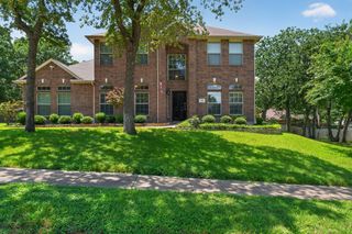720 Big Horn Trail, Crowley, TX 76036