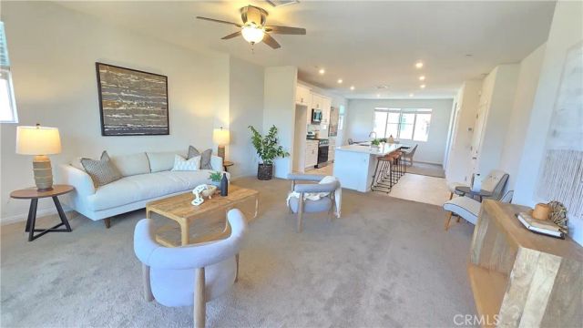 1813 Mesquite Way, Oceanside, CA 92056