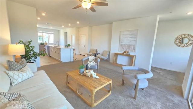 1813 Mesquite Way, Oceanside, CA 92056