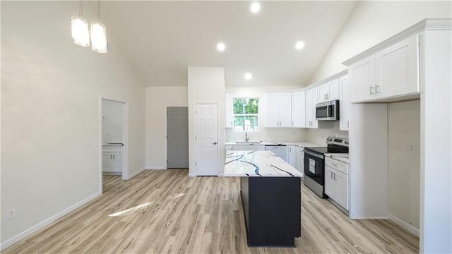 195 Kennedy Estates Road, Carrollton, GA 30116