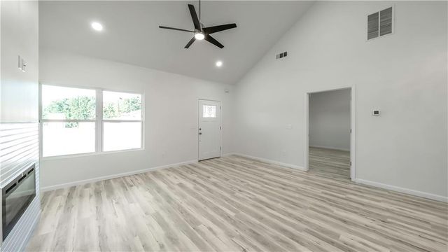 195 Kennedy Estates Road, Carrollton, GA 30116