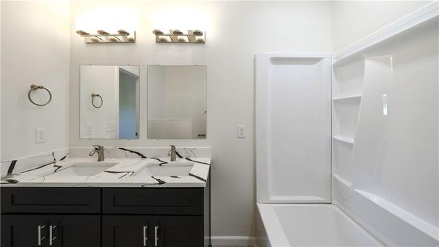 195 Kennedy Estates Road, Carrollton, GA 30116