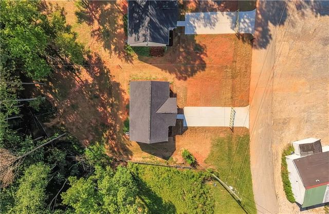 195 Kennedy Estates Road, Carrollton, GA 30116