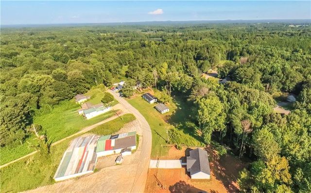 195 Kennedy Estates Road, Carrollton, GA 30116