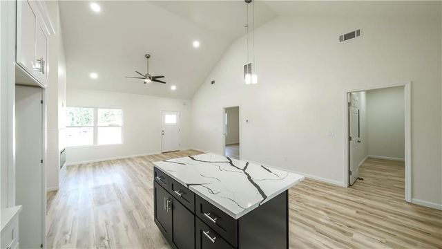 195 Kennedy Estates Road, Carrollton, GA 30116