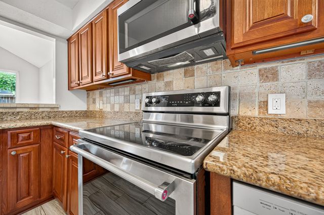 3079 Hazy Park Drive, Houston, TX 77082