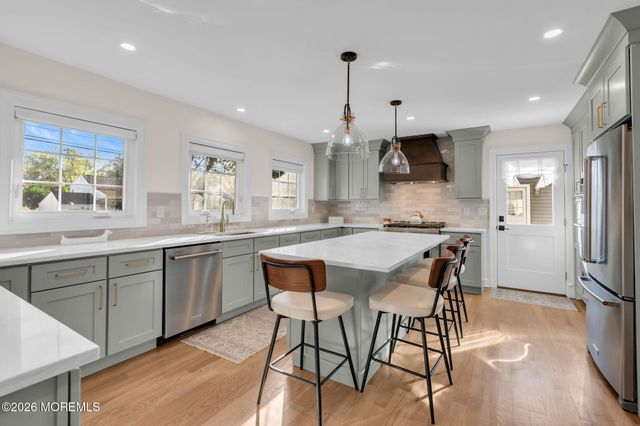 32 Arno Street, Oakhurst, NJ 07755