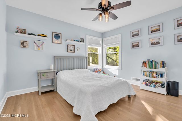 32 Arno Street, Oakhurst, NJ 07755