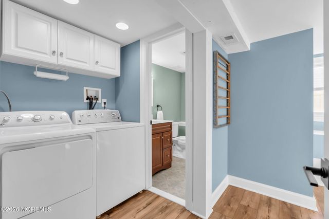 32 Arno Street, Oakhurst, NJ 07755