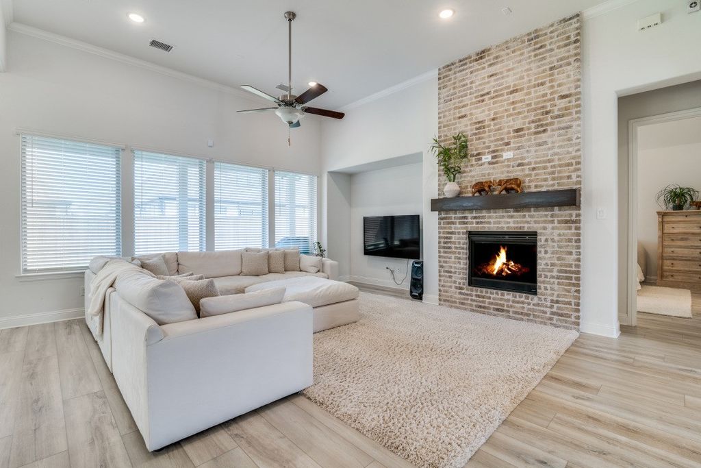 1721 Gem Drive, Rockwall, TX 75087