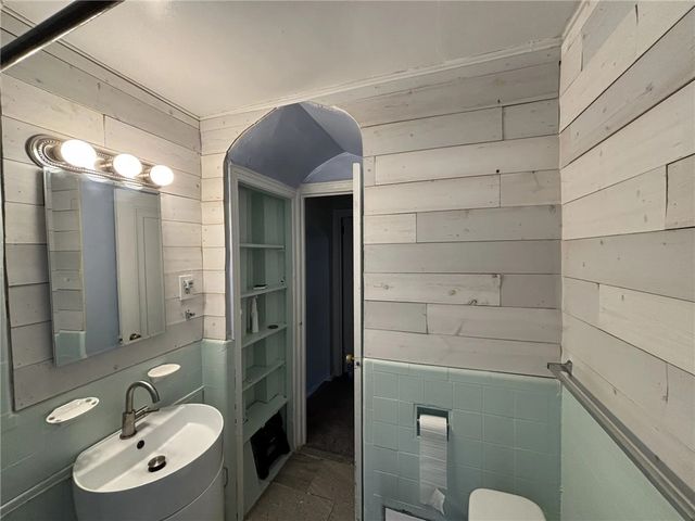 3825 Beechwood Blvd, Squirrel Hill, PA 15217