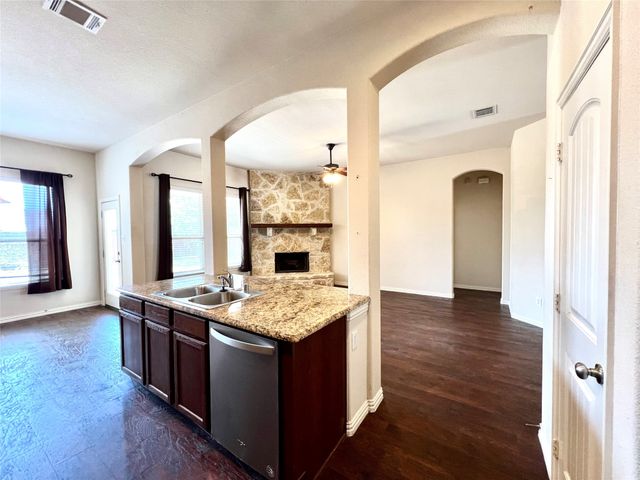 5201 Pinewood Drive, Mckinney, TX 75071