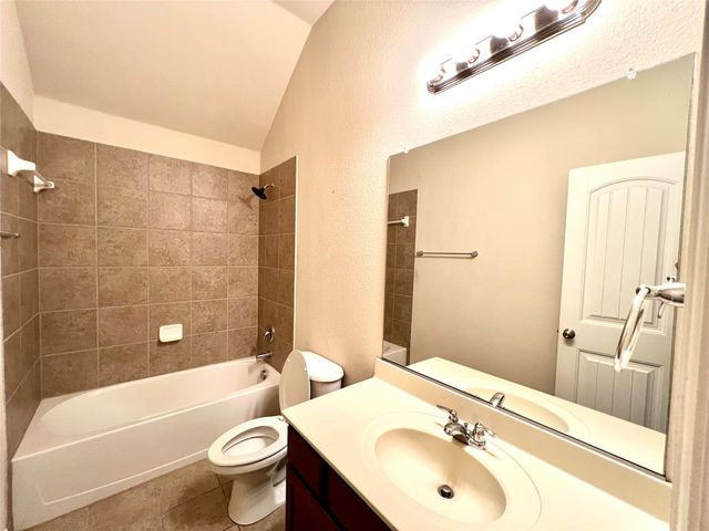 5201 Pinewood Drive, Mckinney, TX 75071